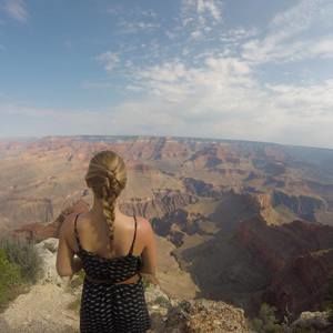 Meet your Posher, Stephanie